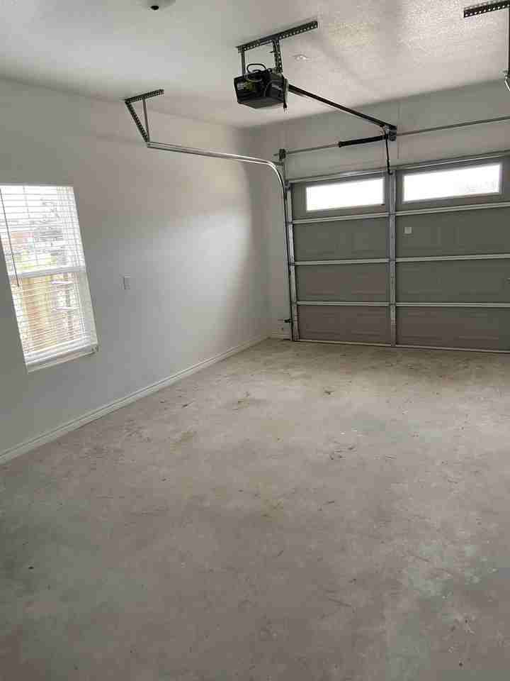 Floral Street Townhouses - Photo 3 of 10