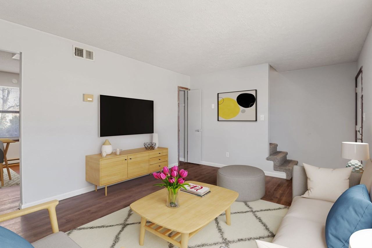 2213 East Memorial Drive #22 - Photo 3 of 50