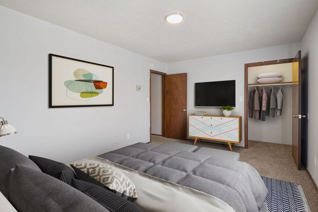 2213 East Memorial Drive #22 - Photo 6 of 50