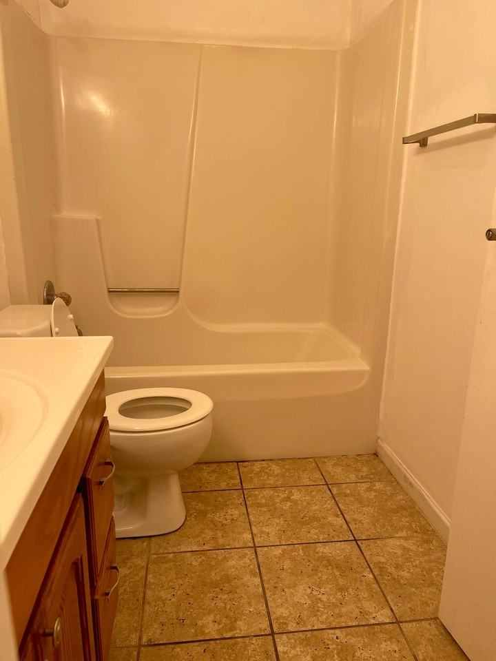 107DAN - Photo 3 of 5