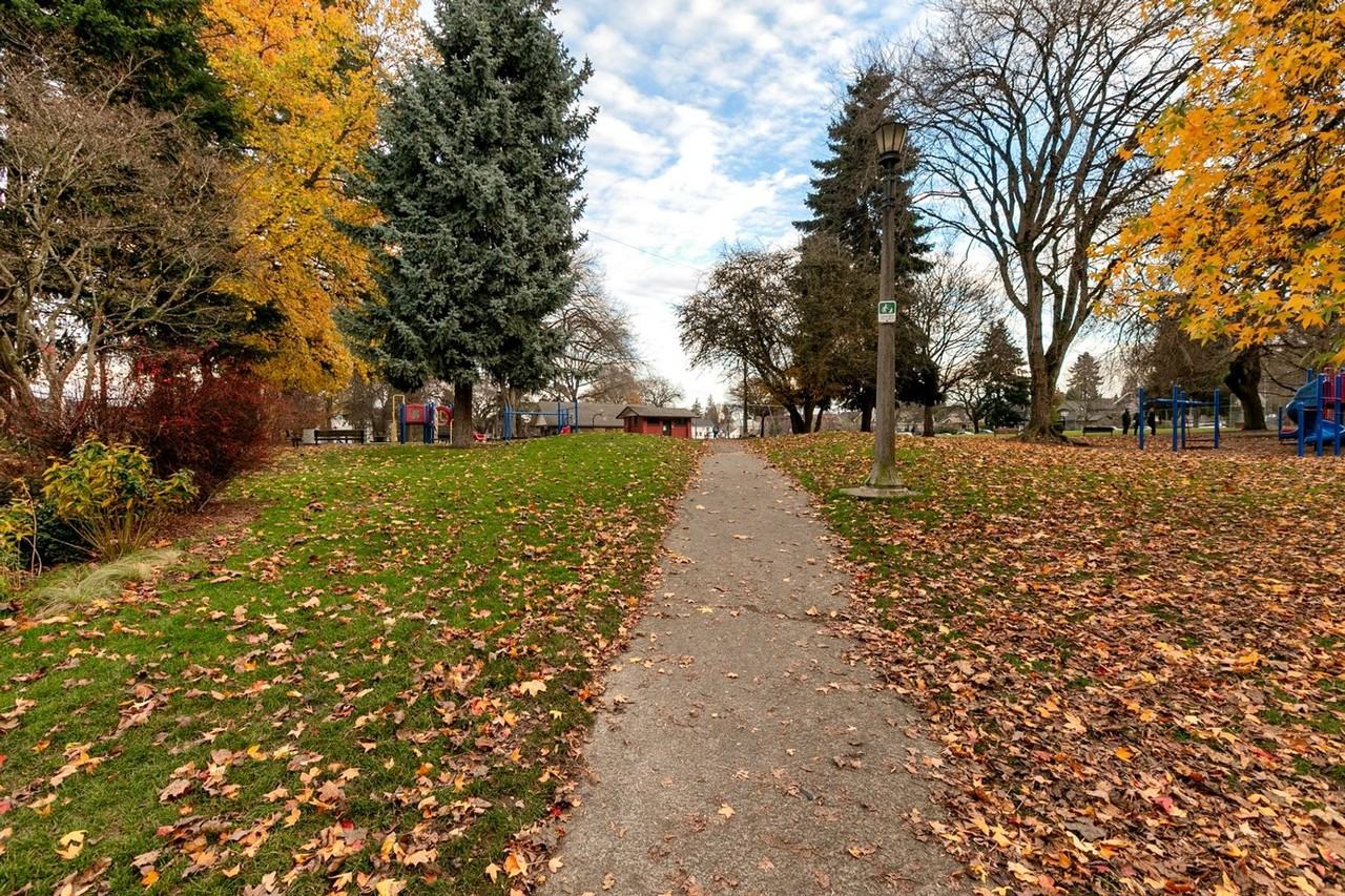 QUEEN ANNE APARTMENTS (SEVA01) - Photo 4 of 49