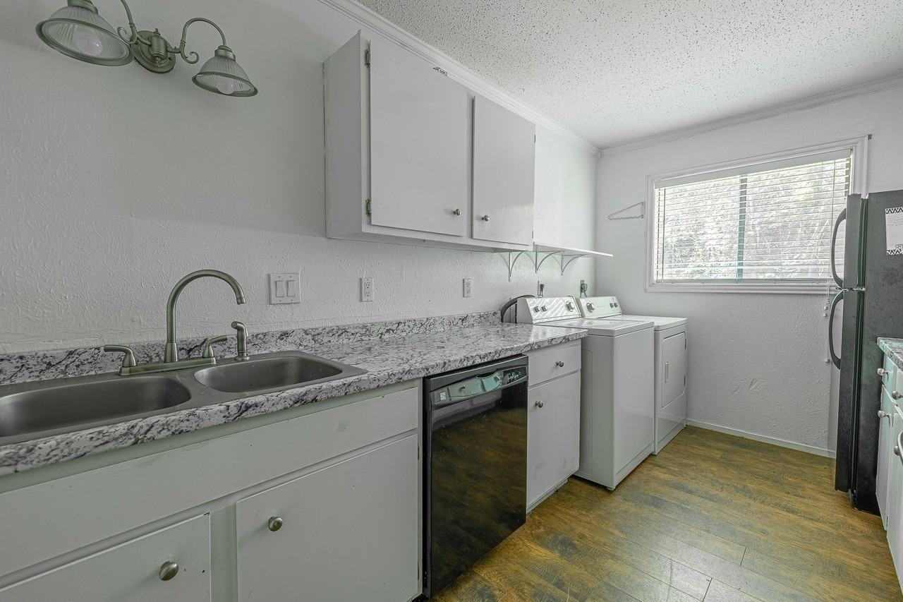 4403 Carter Creek Pkwy #2 - Photo 5 of 21