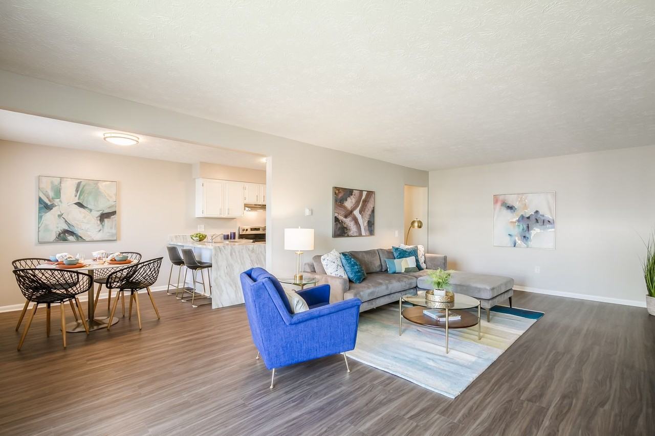 LaCroix Court Apartments - Photo 3 of 46