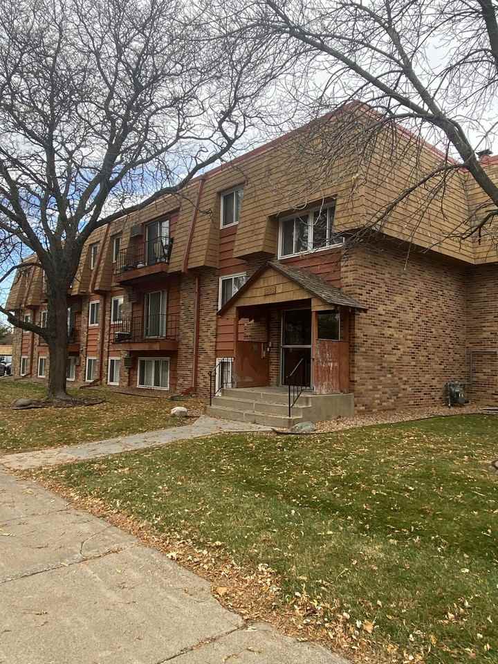 8008 W. 28th St. (Texas Terrace Apartments) - Photo 3 of 15