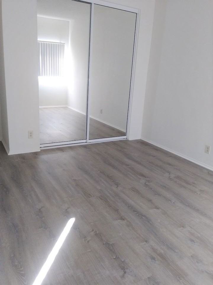 Century West Apartments -OH - Photo 2 of 8