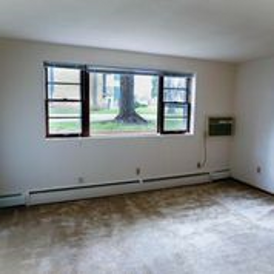 8209 West 30th 1/2 St. (Saint Louis Park) - Photo 4 of 10