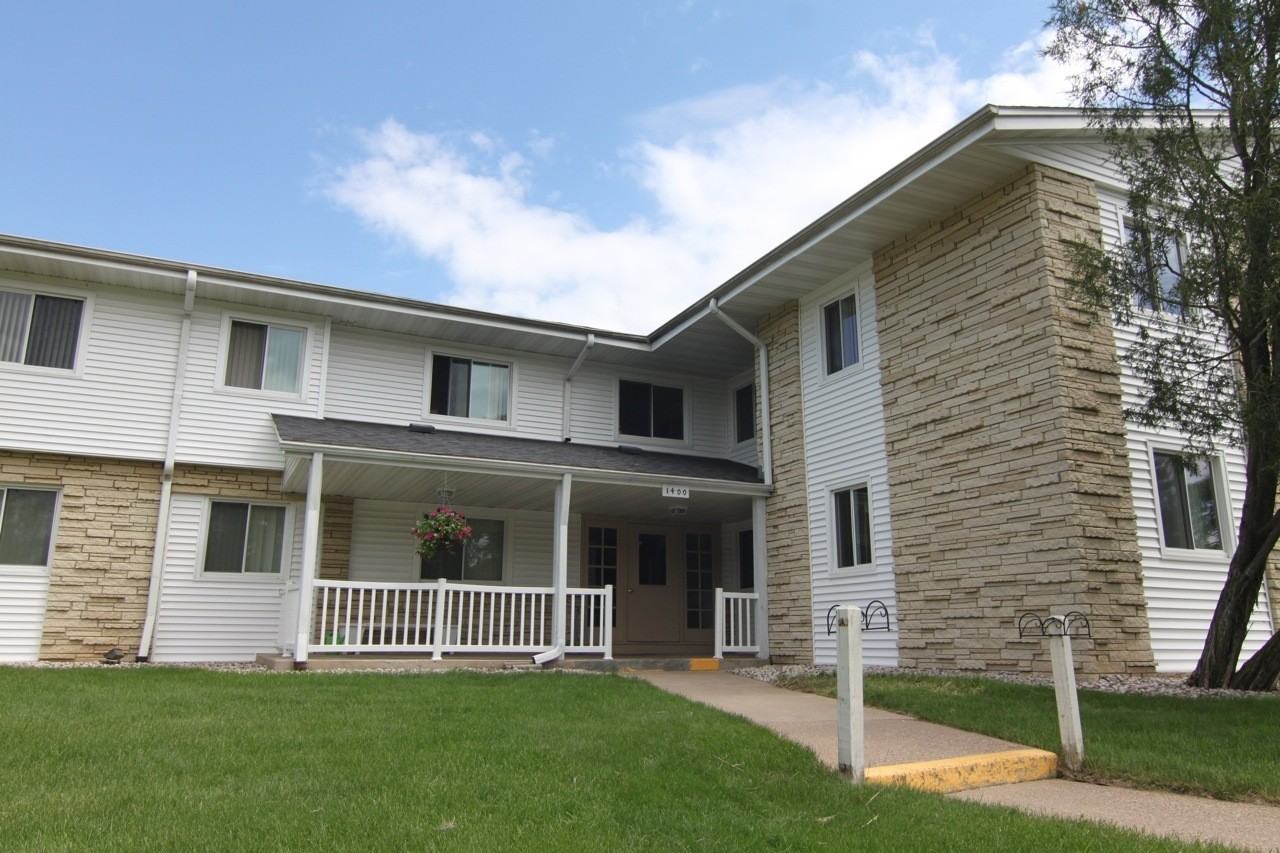 Prentice Arms - Photo 3 of 17