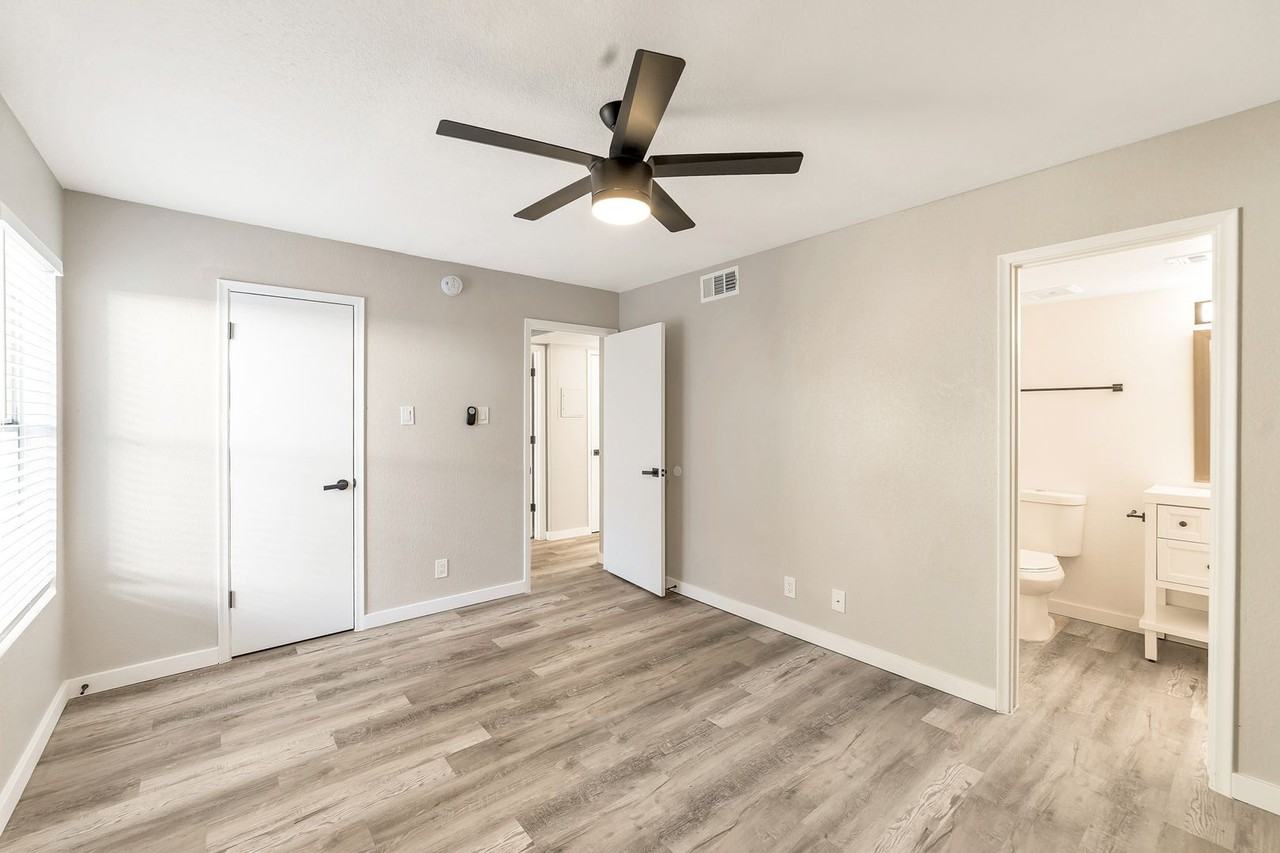 2 Bed/ 2 Bath In - Photo 2 of 22