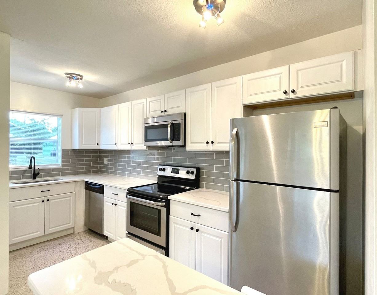 Heights Villas - Photo 3 of 8