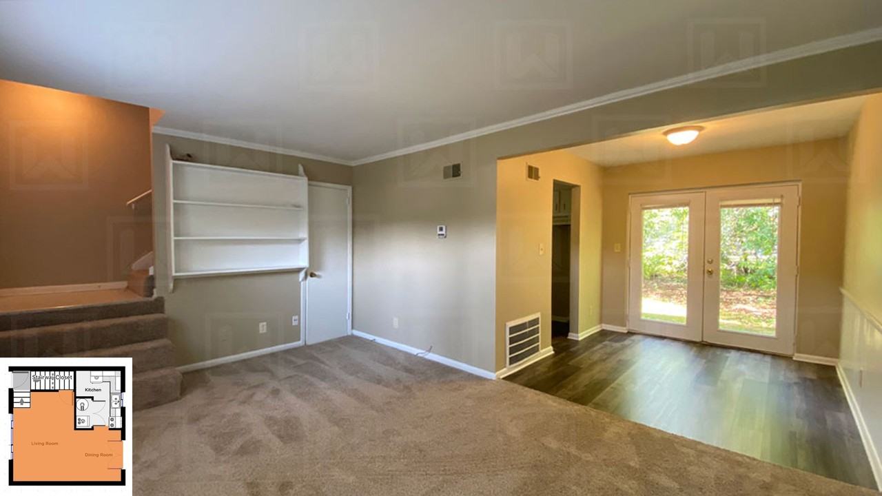 ROSEWOOD ESTATES APARTMENTS - Photo 4 of 12