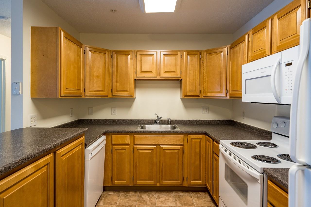 Bowers Landing of Merrimack - Photo 2 of 44