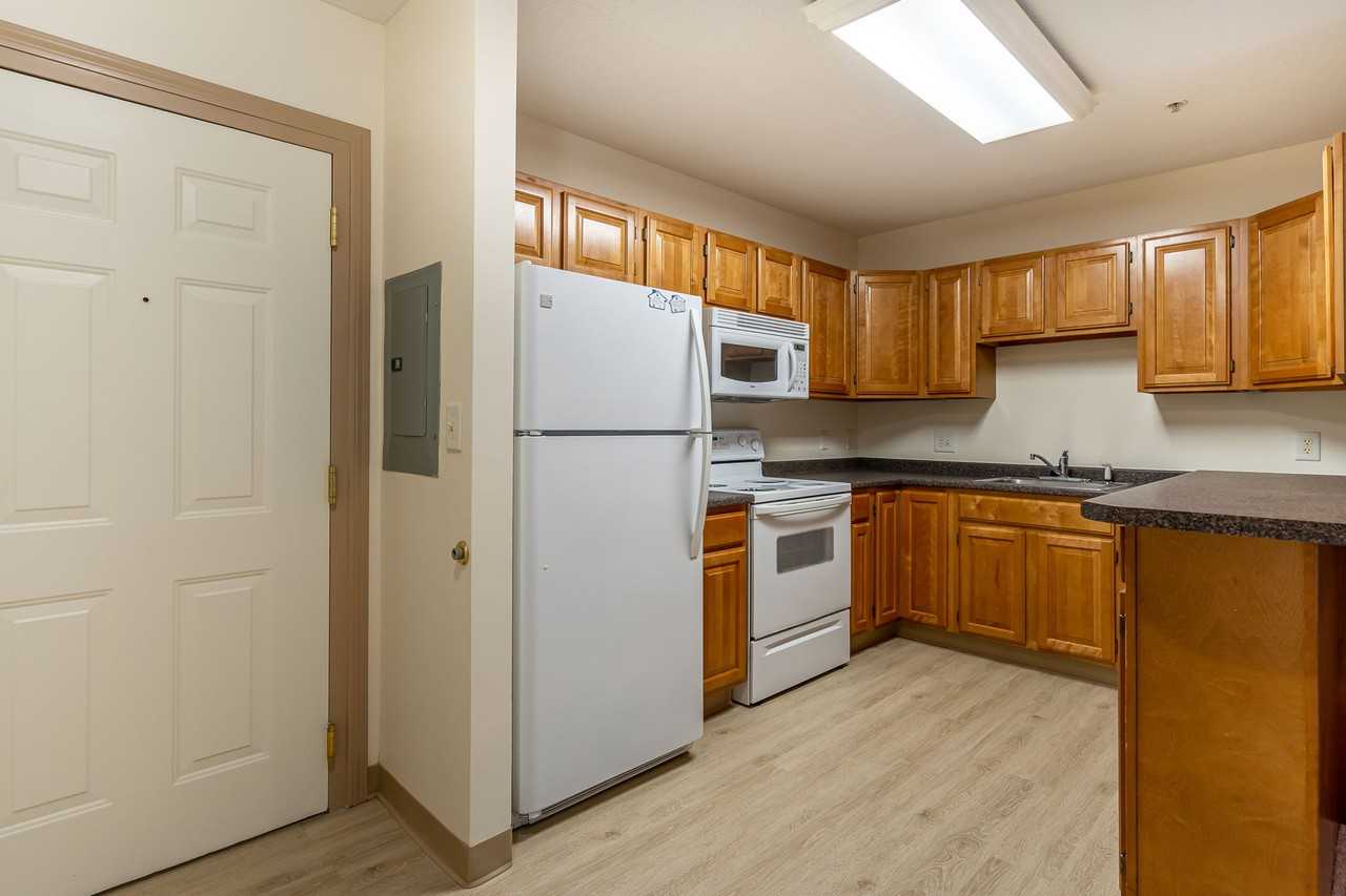 Bowers Landing of Merrimack - Photo 4 of 44