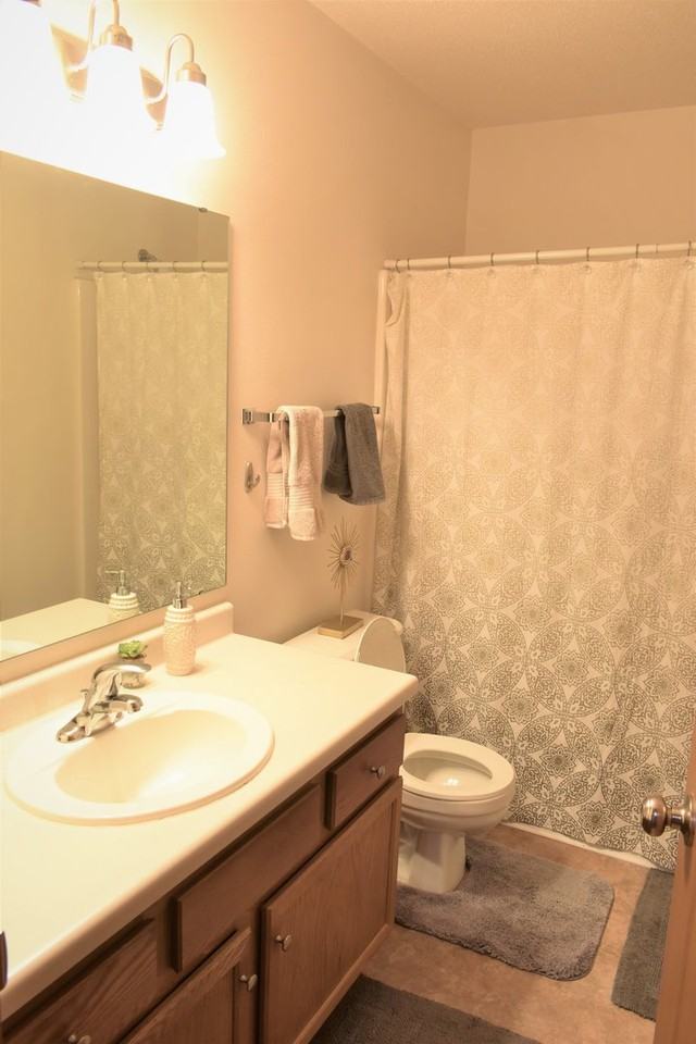 Southwood Townhomes - Photo 5 of 37