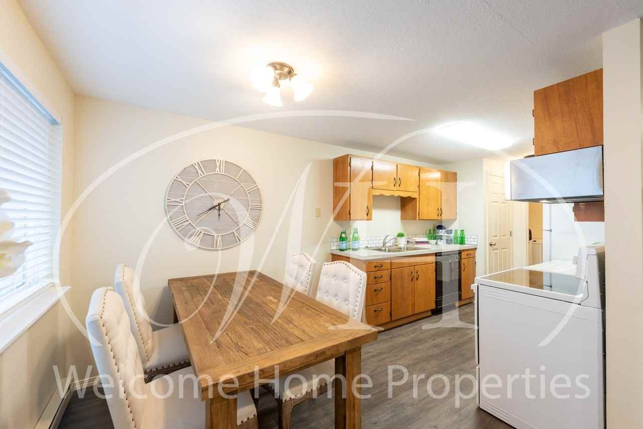 Irisview - SE 3rd St - Photo 6 of 19