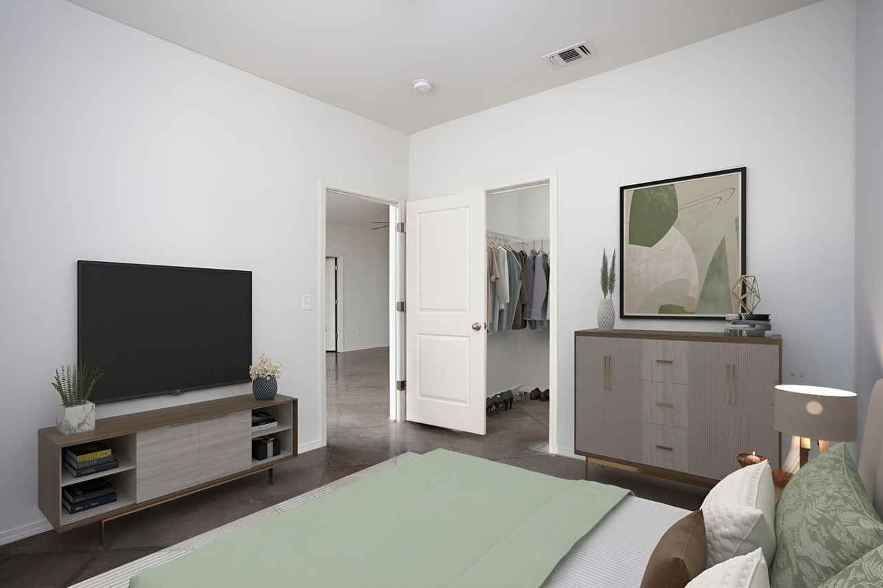 Residences at Town Square - Photo 4 of 50