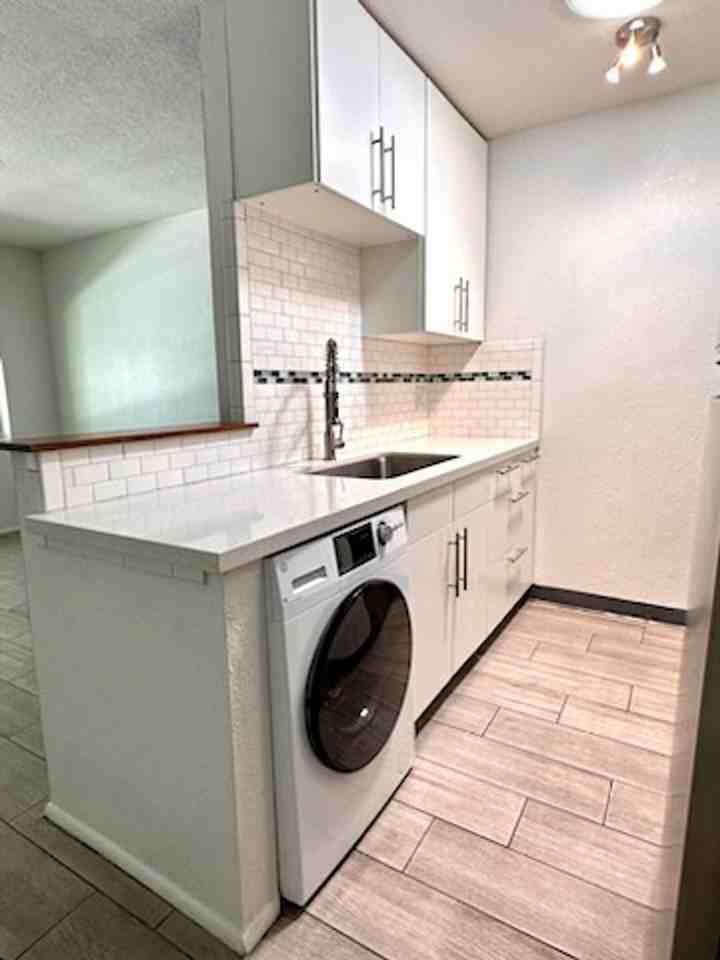 SU-12 on Cambridge - Photo 4 of 12