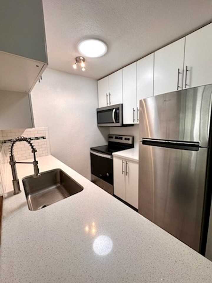 SU-12 on Cambridge - Photo 7 of 12