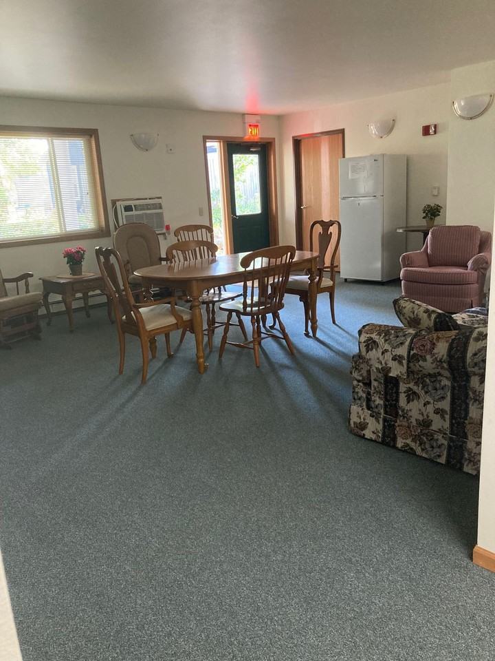 Walnut Grove APTS LLC - Photo 2 of 5