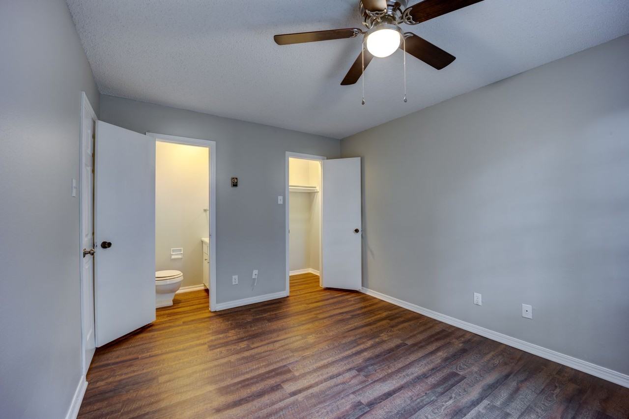 Magnolia Place: 1 & 2 Bedroom Apartments - Photo 2 of 14