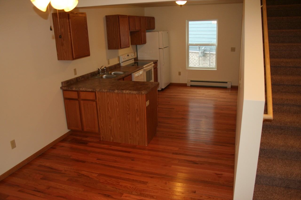Wedgewood 2747 Scenic Drive - Photo 3 of 10