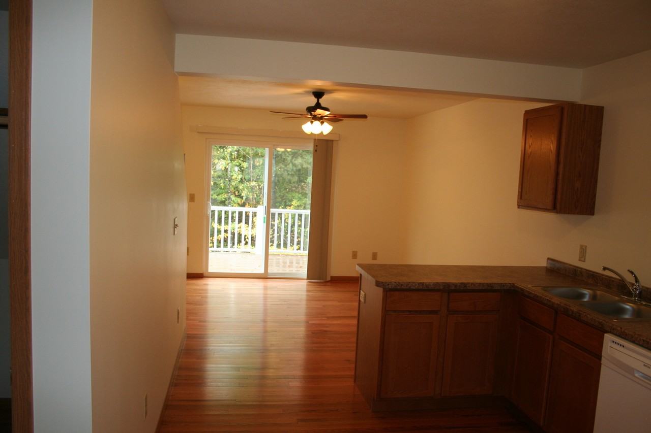 Wedgewood 2747 Scenic Drive - Photo 4 of 10