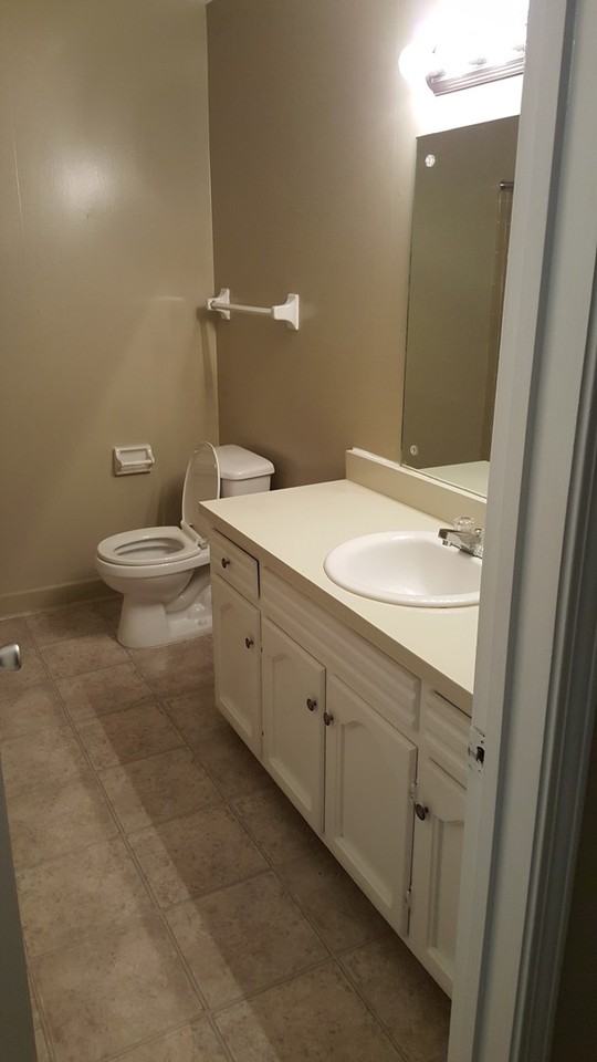 2274 Chapel Hill Rd - Photo 5 of 8