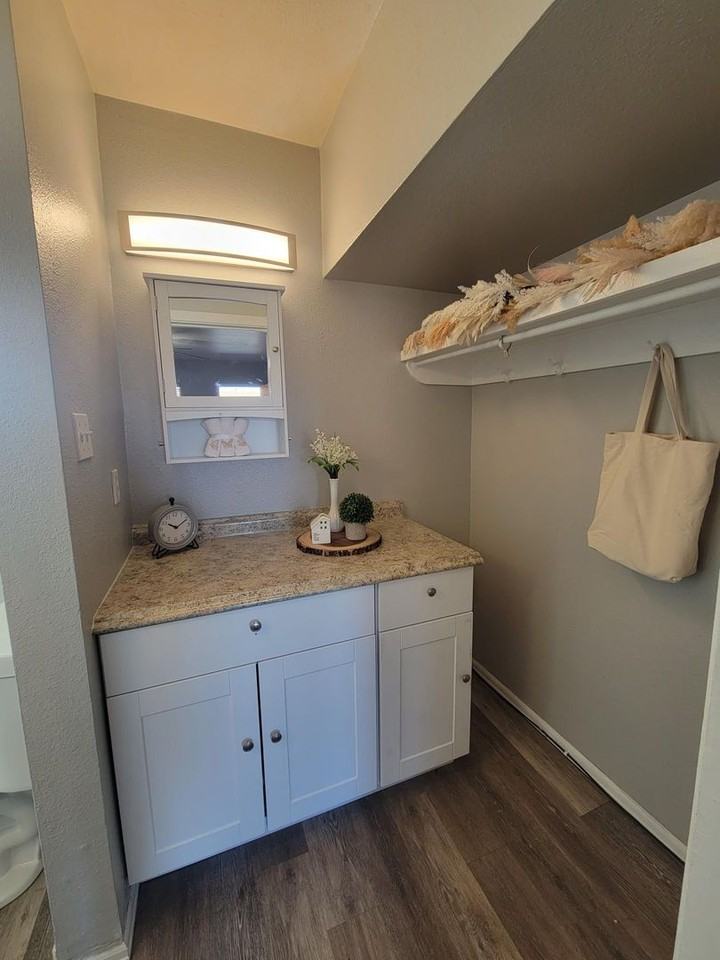 Affordable living without roommates, walking distance from CMU. Come take a tour! - Photo 2 of 3