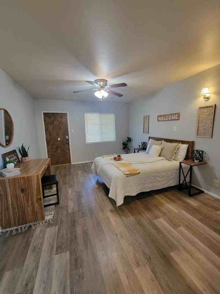 Affordable living without roommates, walking distance from CMU. Come take a tour! - Photo 3 of 3