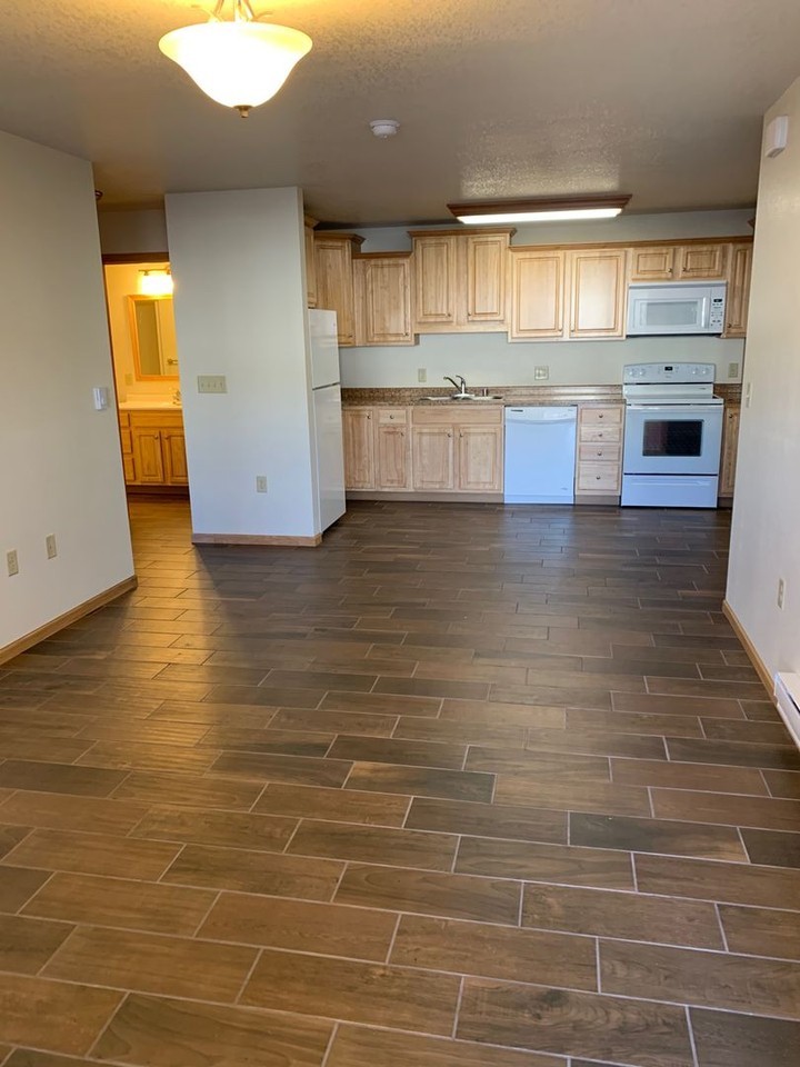 Lost Ridge Apartments - Photo 5 of 34