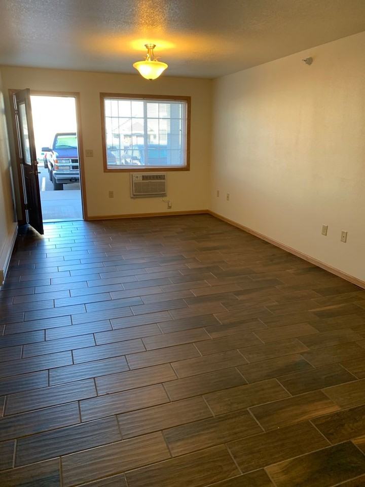 Lost Ridge Apartments - Photo 4 of 50