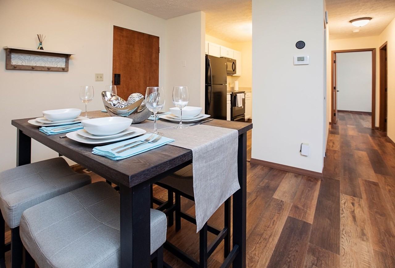 The Rathbone Apartments - Photo 4 of 15