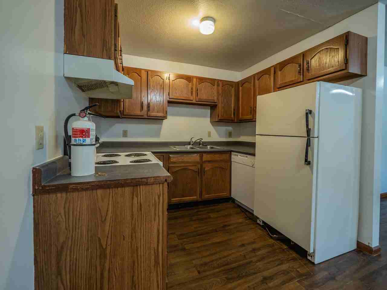 Peach Creek Apartments - Photo 2 of 34