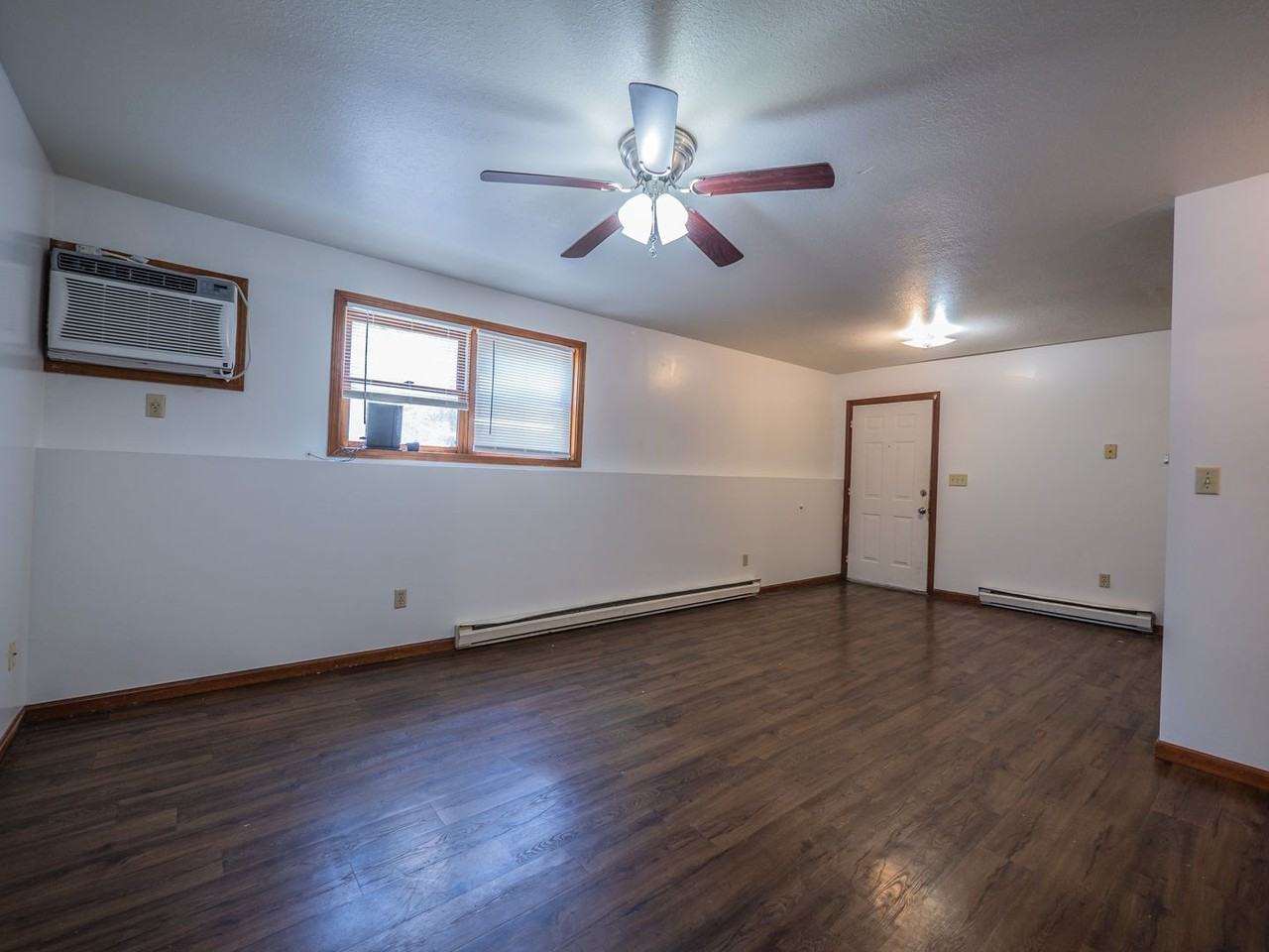 Peach Creek Apartments - Photo 6 of 34