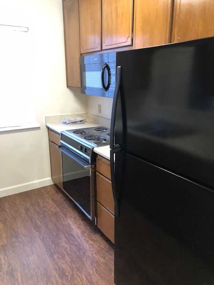 Dry Creek Meadows Apartments - Photo 3 of 17