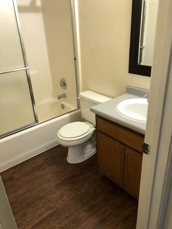 Dry Creek Meadows Apartments - Photo 4 of 6