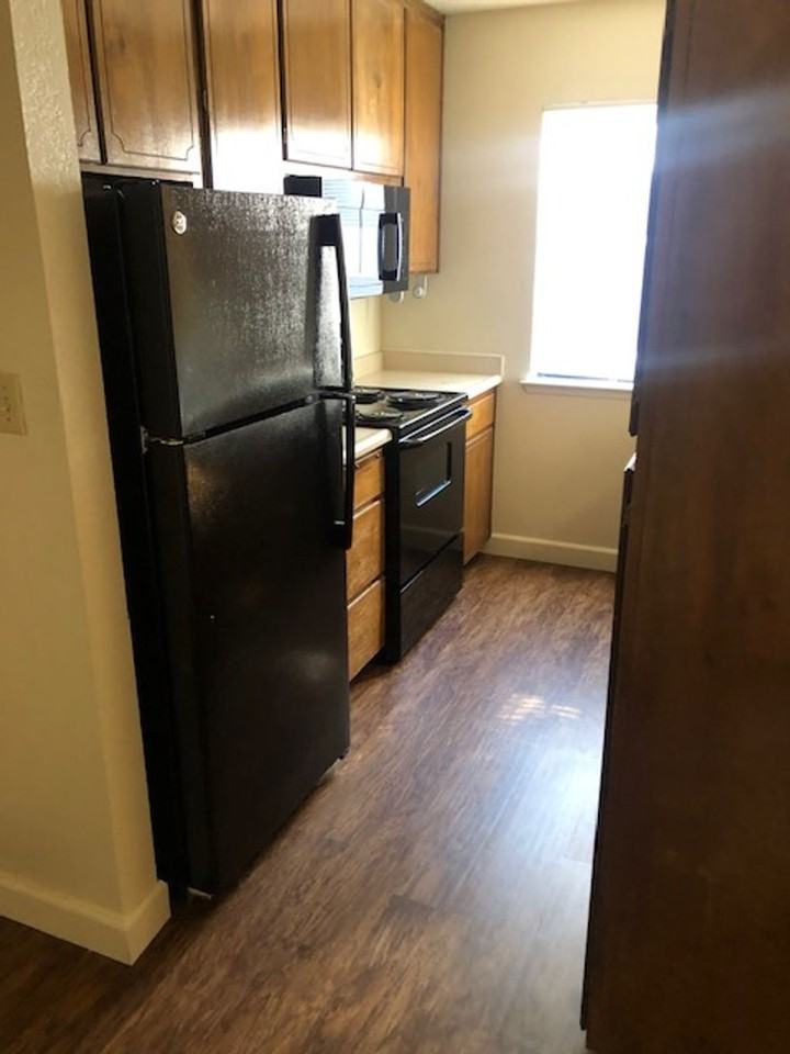 Dry Creek Meadows Apartments - Photo 5 of 6