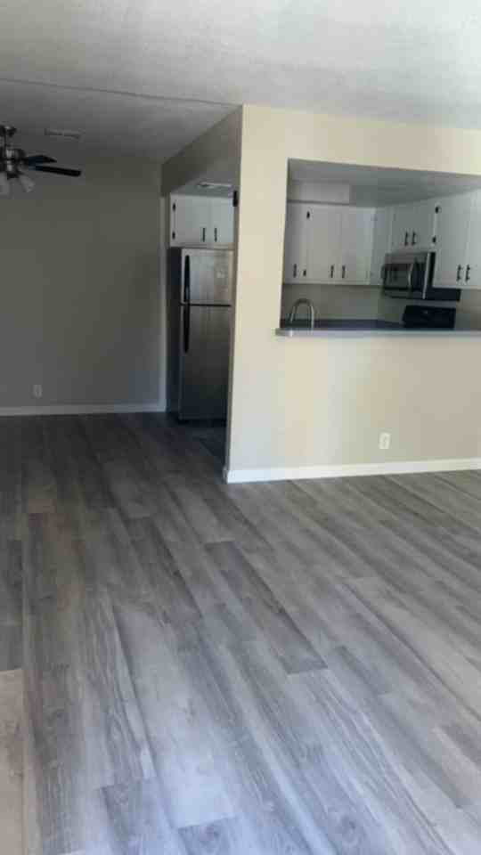 1111 Warbonnet Way - Photo 5 of 21