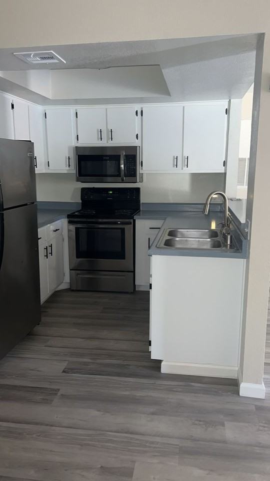 1111 Warbonnet Way - Photo 6 of 21