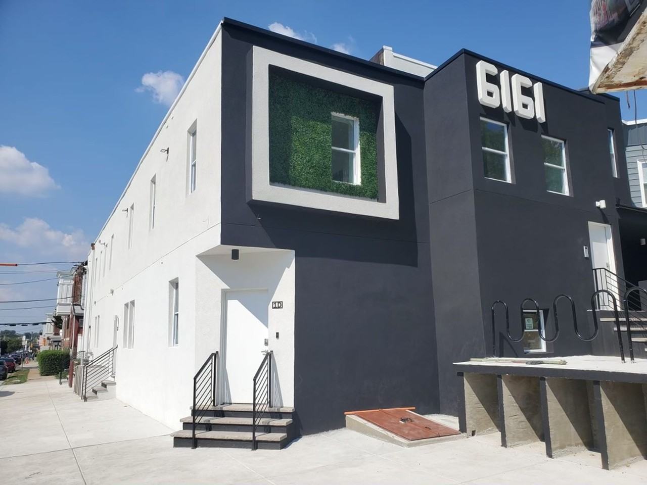 6161 Walnut St Apt 2b - Photo 2 of 11