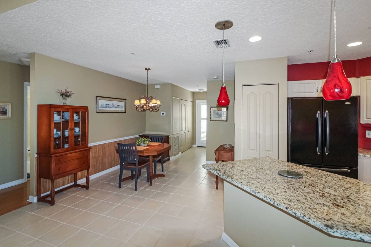 1510 Gondola Park Dr - Photo 3 of 20