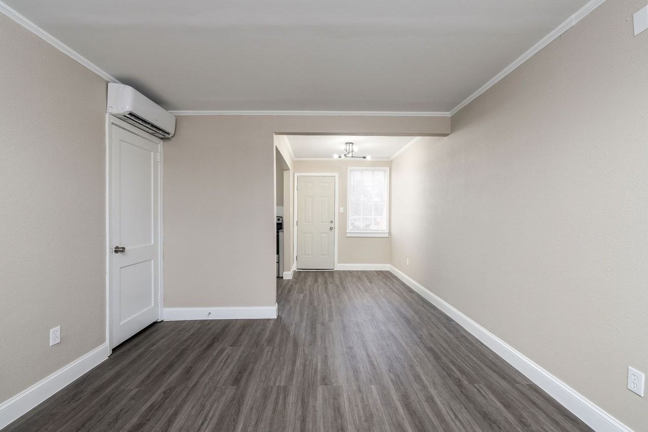 Legacy Apartments - Photo 6 of 13