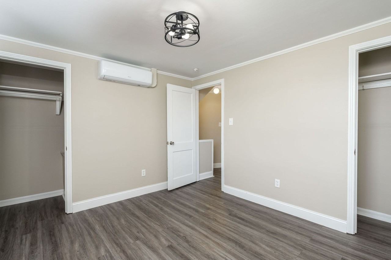 Legacy Apartments - Photo 7 of 13