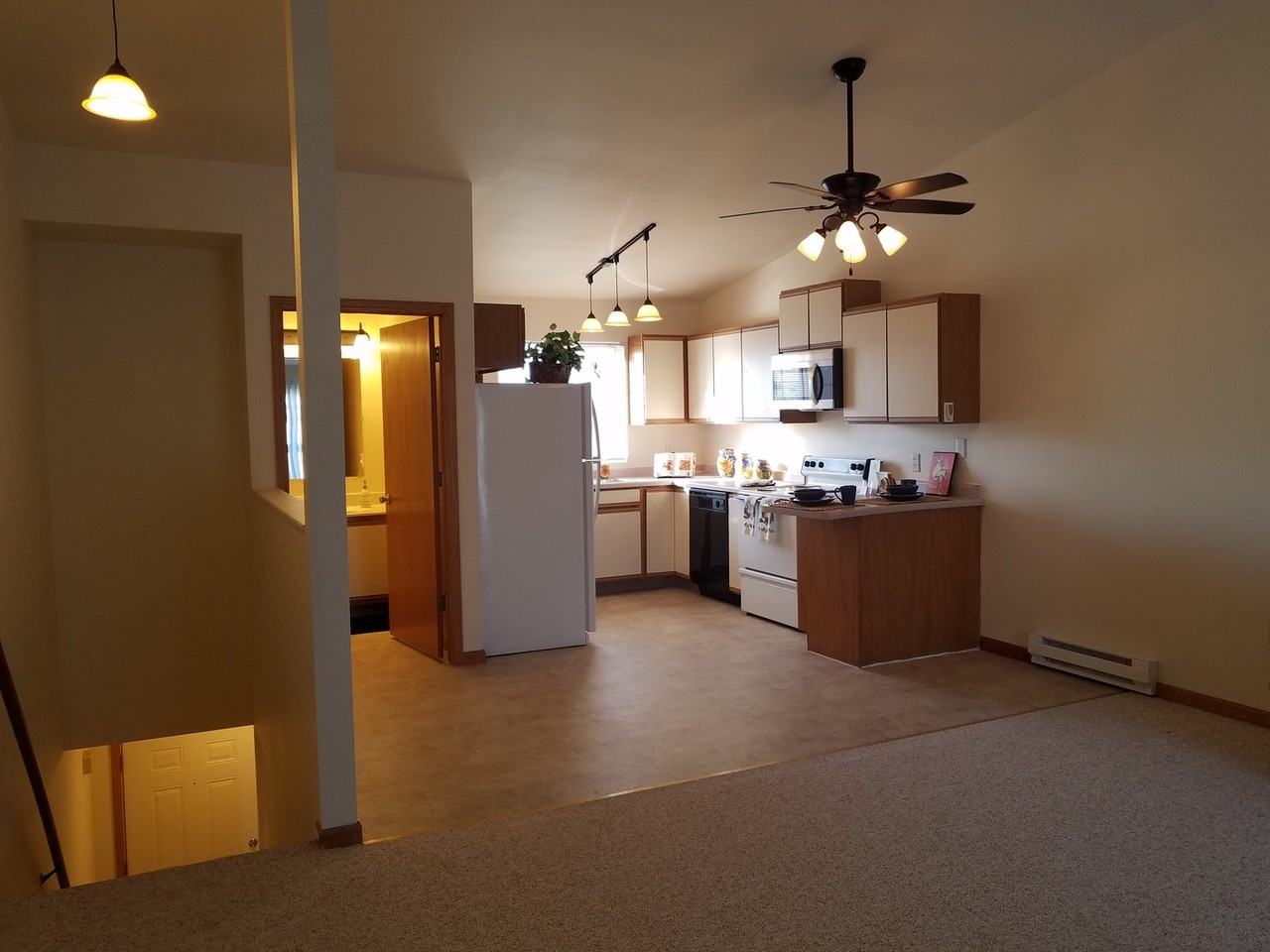 East Point Townhomes - Photo 3 of 16