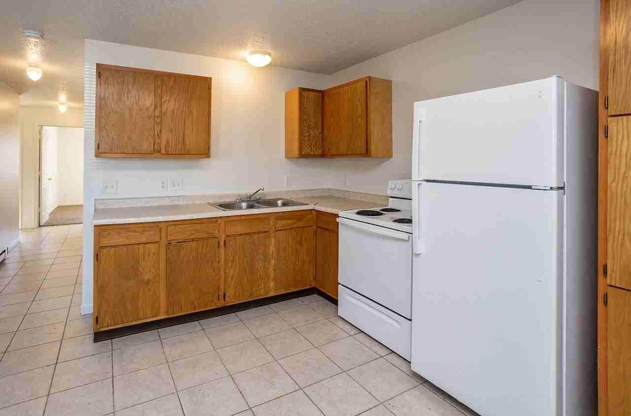 Walnut Pointe - Photo 3 of 28