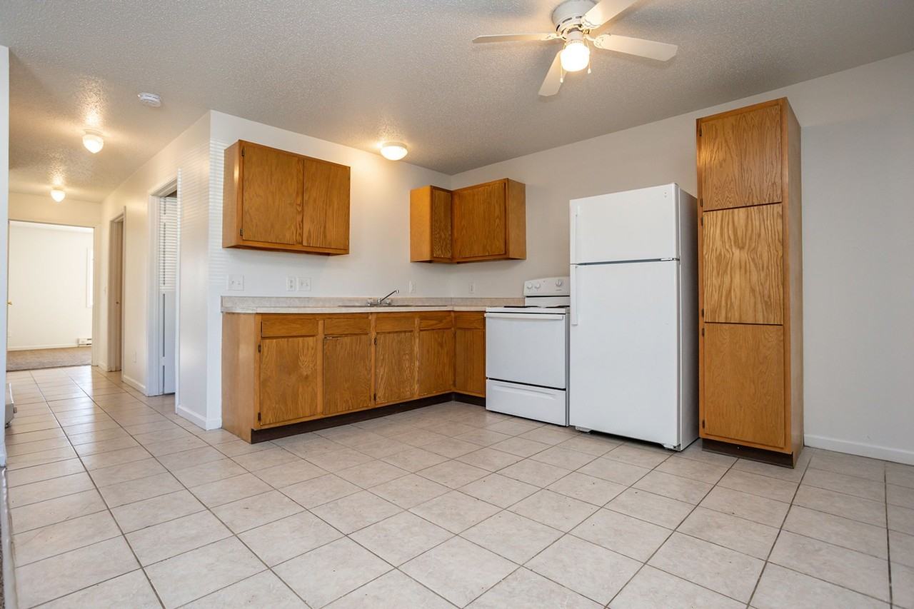 Walnut Pointe - Photo 4 of 28