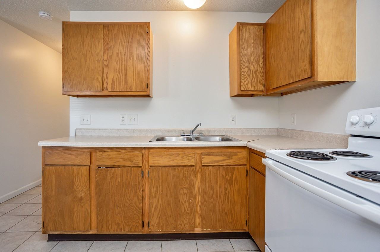 Walnut Pointe - Photo 5 of 28