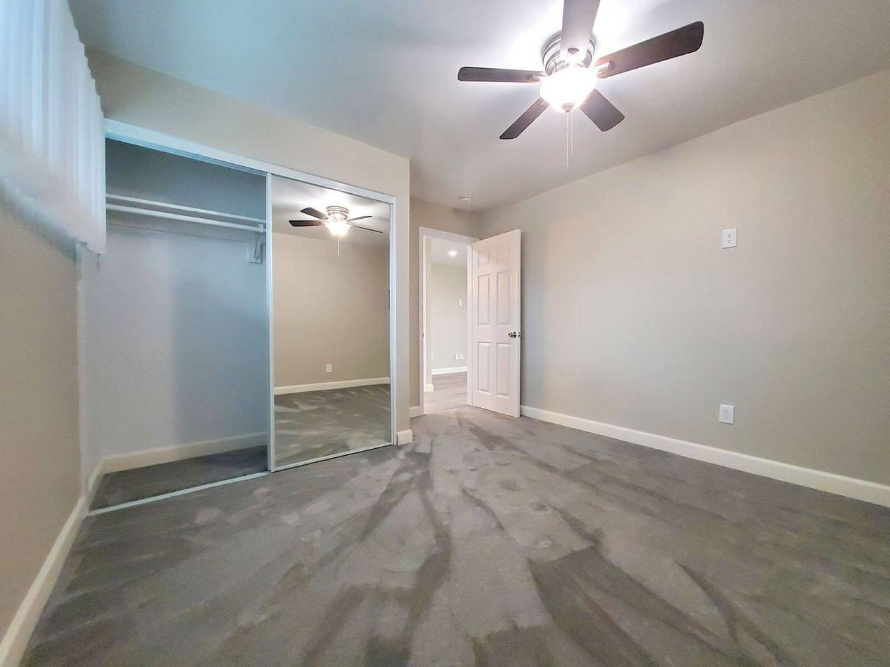 215 H Street - Photo 7 of 19