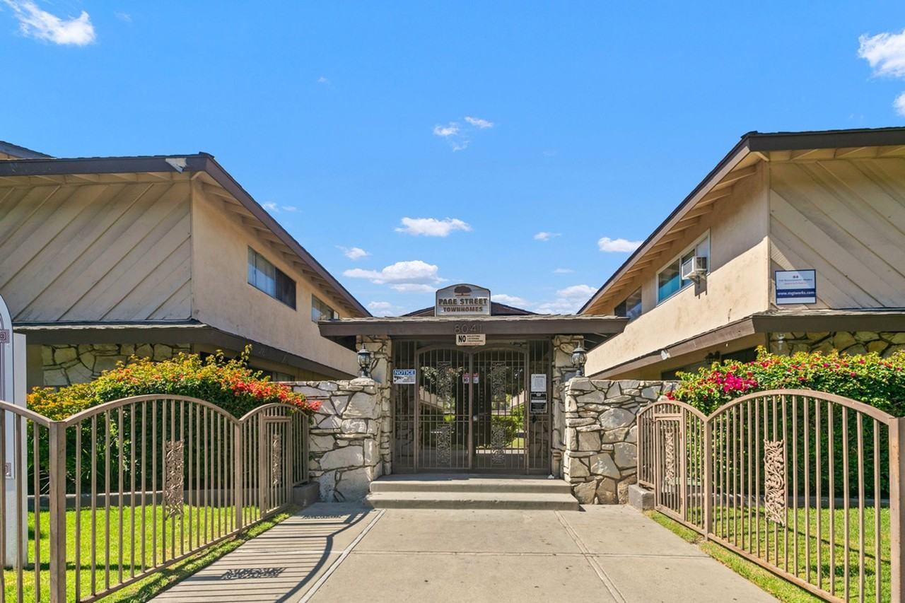 Page Street Townhomes - Photo 2 of 30