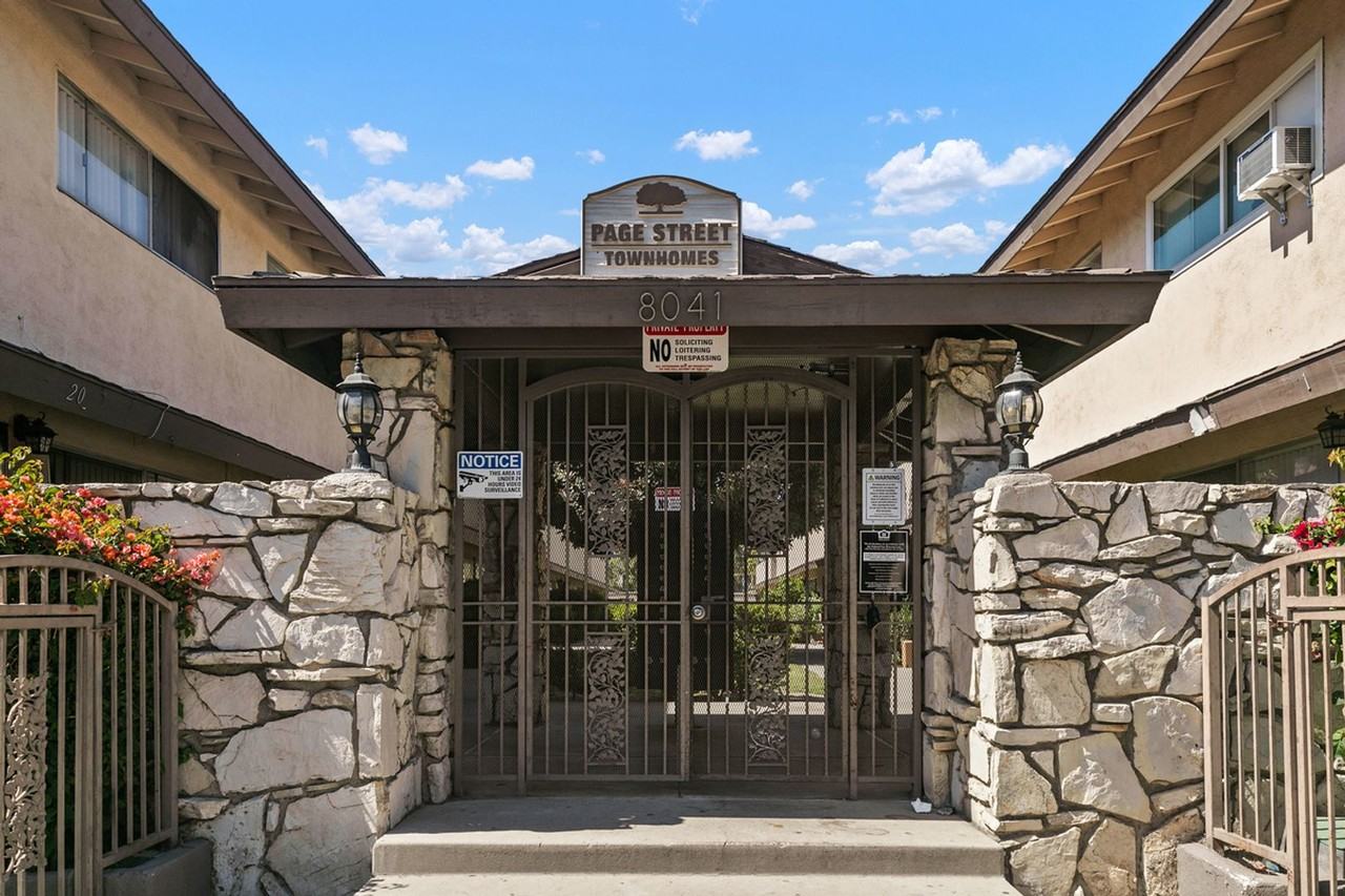 Page Street Townhomes - Photo 3 of 30