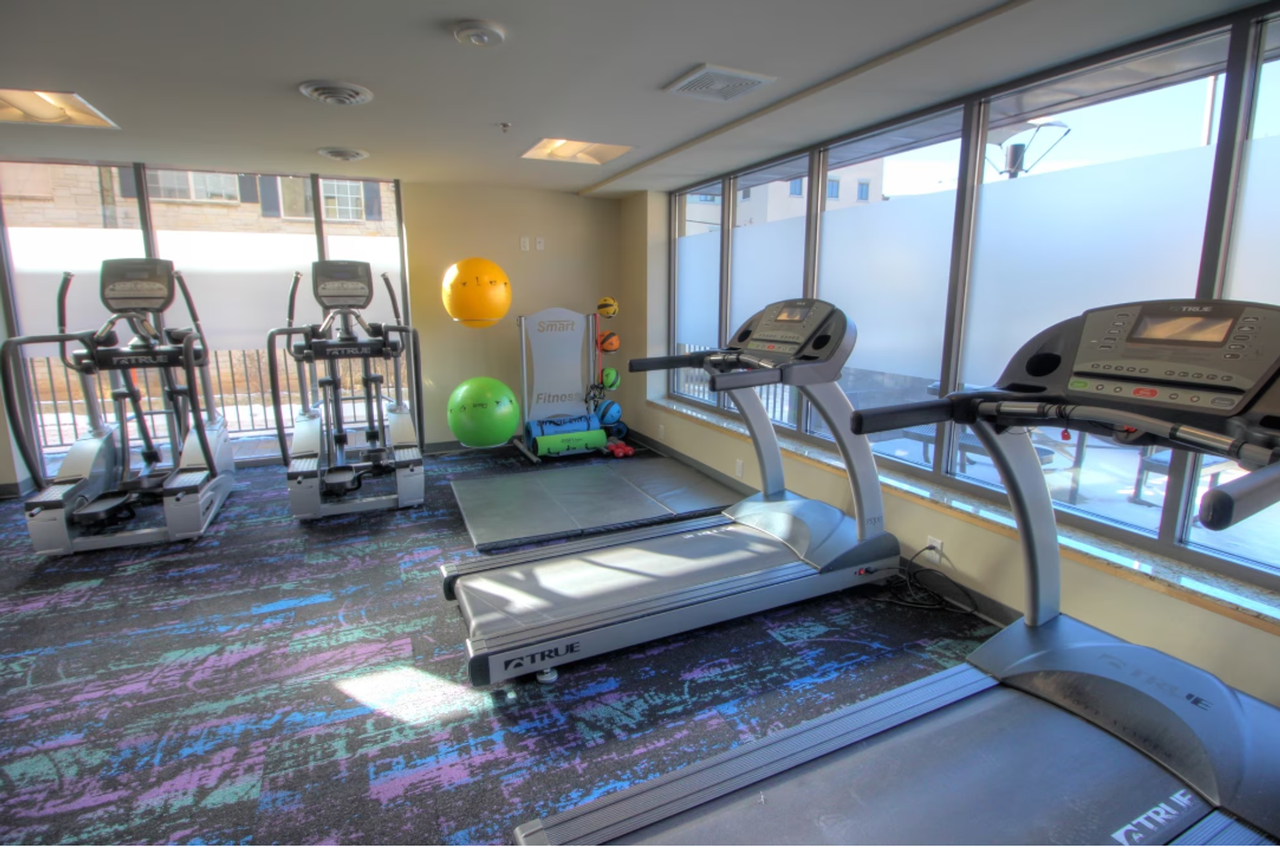 229 W Lakelawn Place - Photo 5 of 5